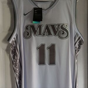 Kyrie Irving Dallas Mavericks Jersey